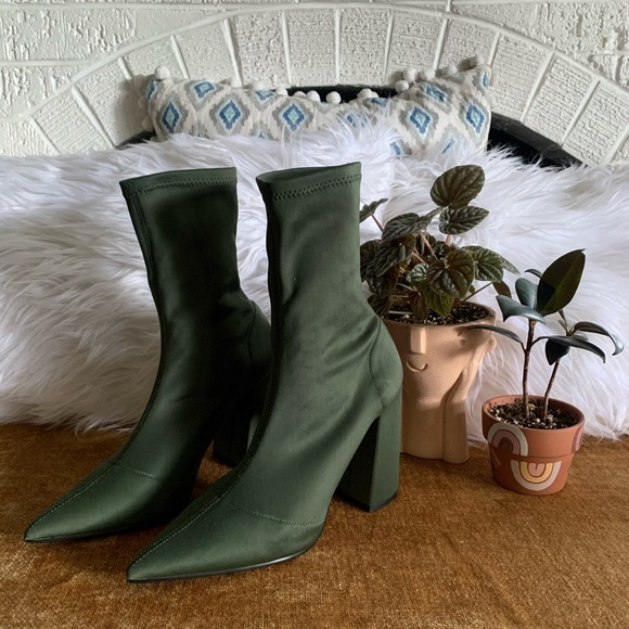Chunky Heel Pointed Toe Sock Booties - Picture 1 of 7